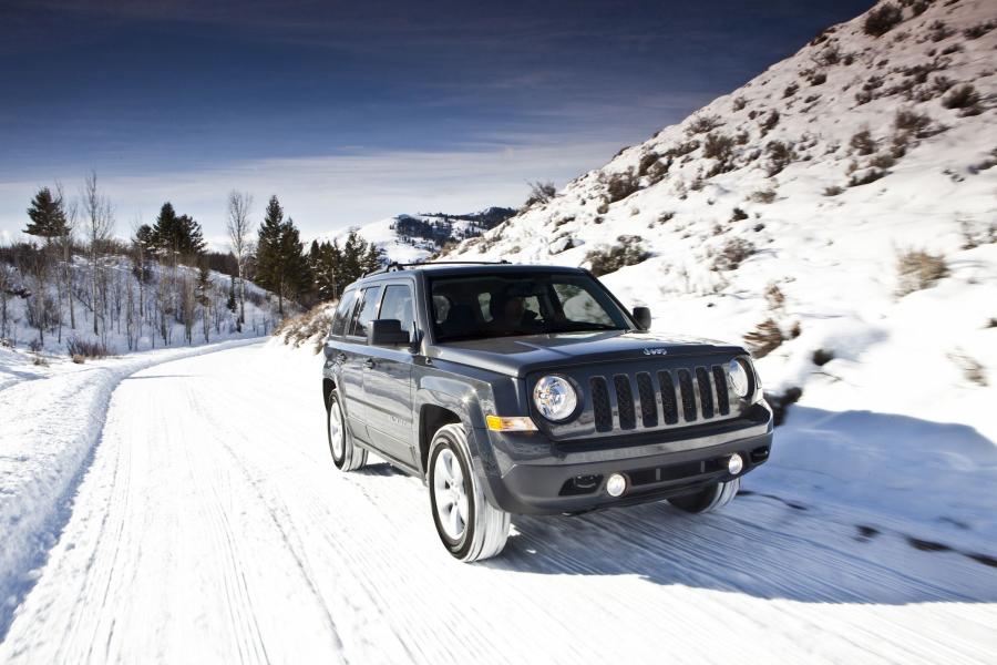 Jeep Patriot 2011 года  (фото 14 из 36)